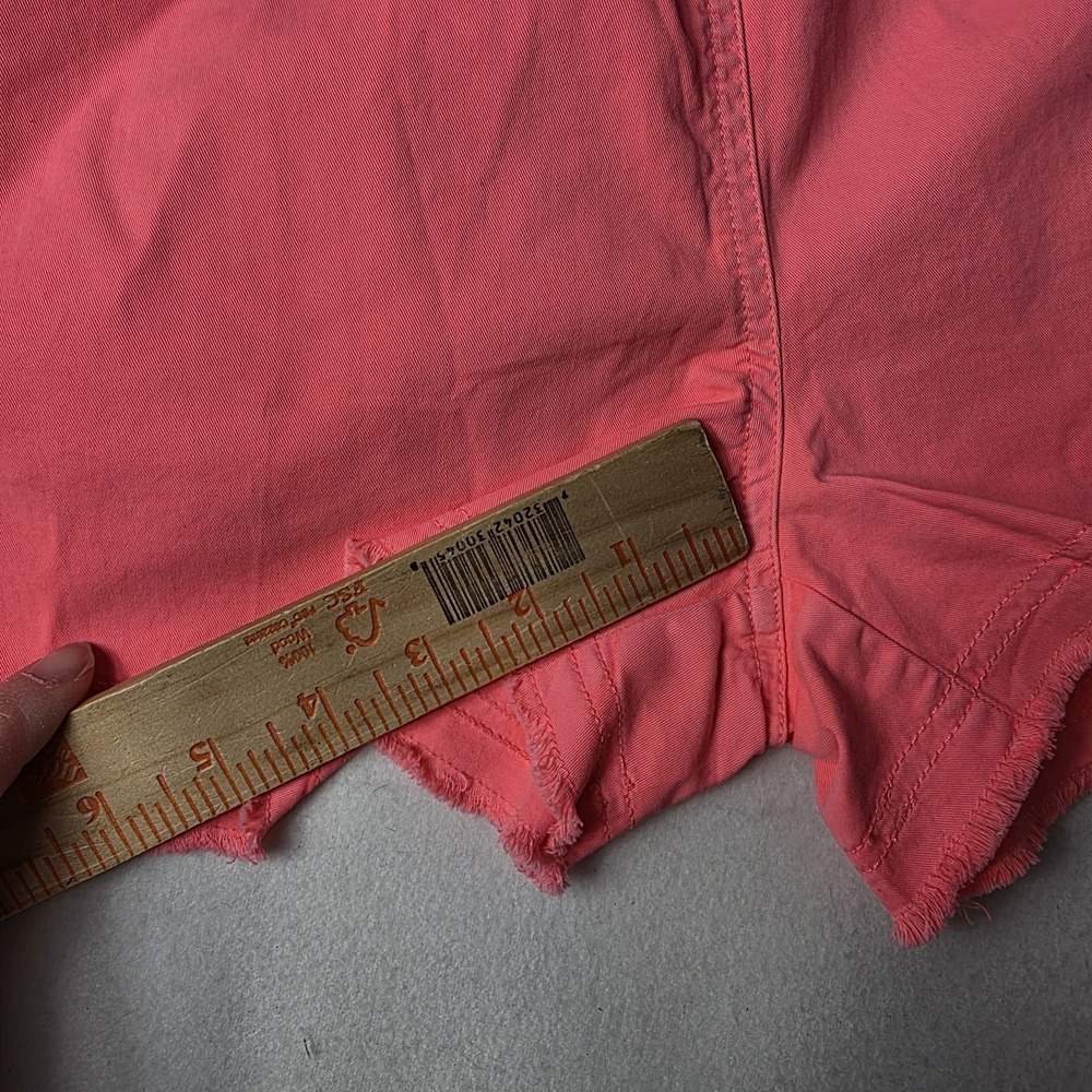 Vineyard Vines Women's shorts Pull On Every Day Neon Pink Raw Hem Size - Picture 7 of 7